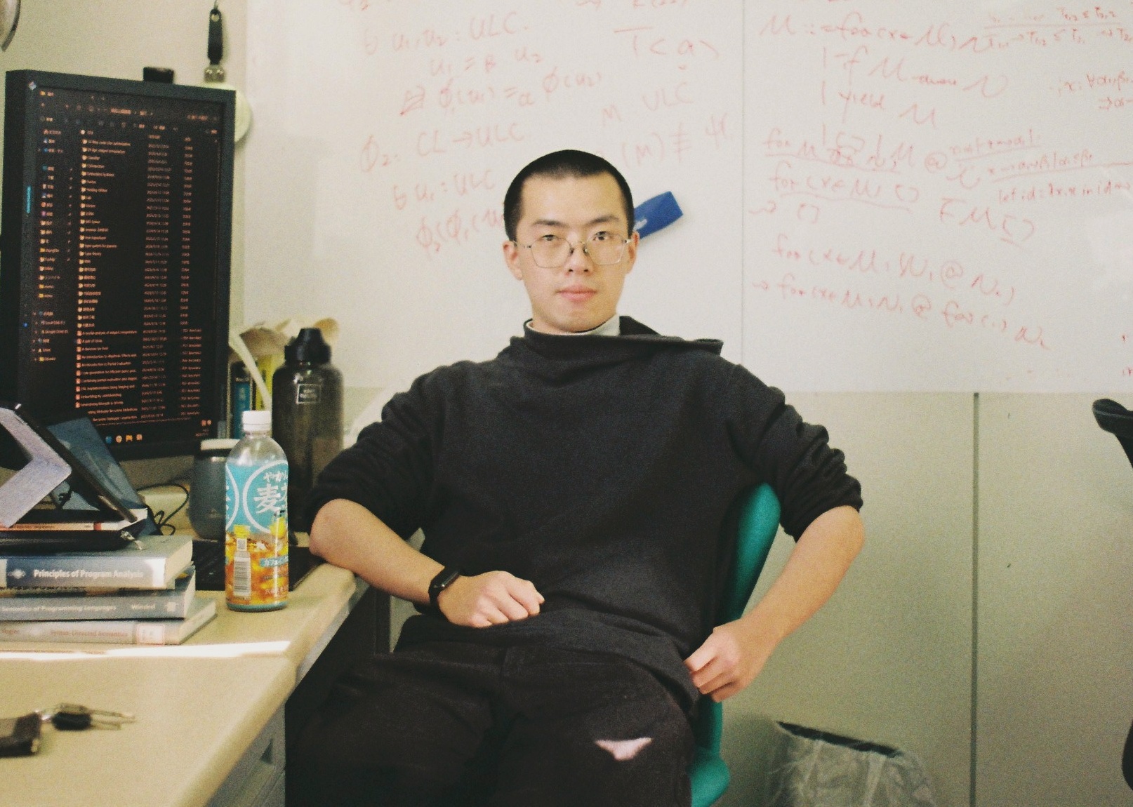 Zhangfan Li in the lab